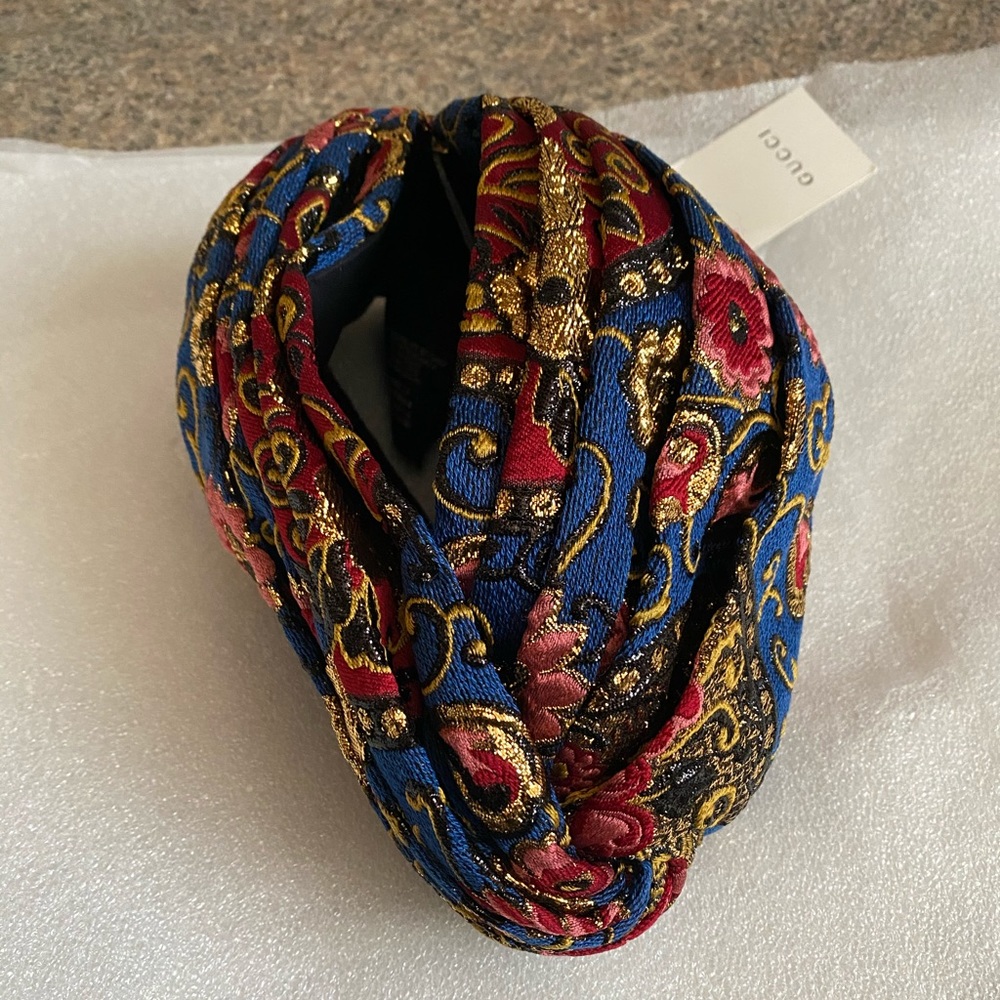 Authentic NWT Gucci Floral Jacquard Turban. Size S